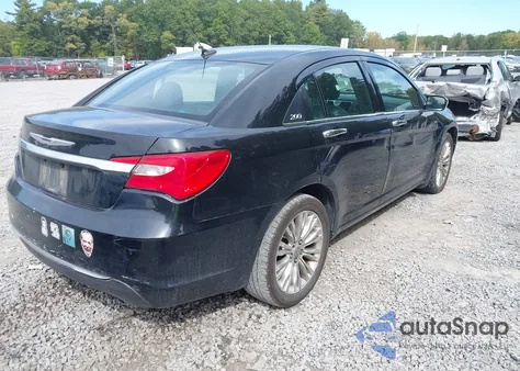 2011 Chrysler 200 Limited z USA, uszkodzony, nr VIN 1C3BC2FG5BN582459